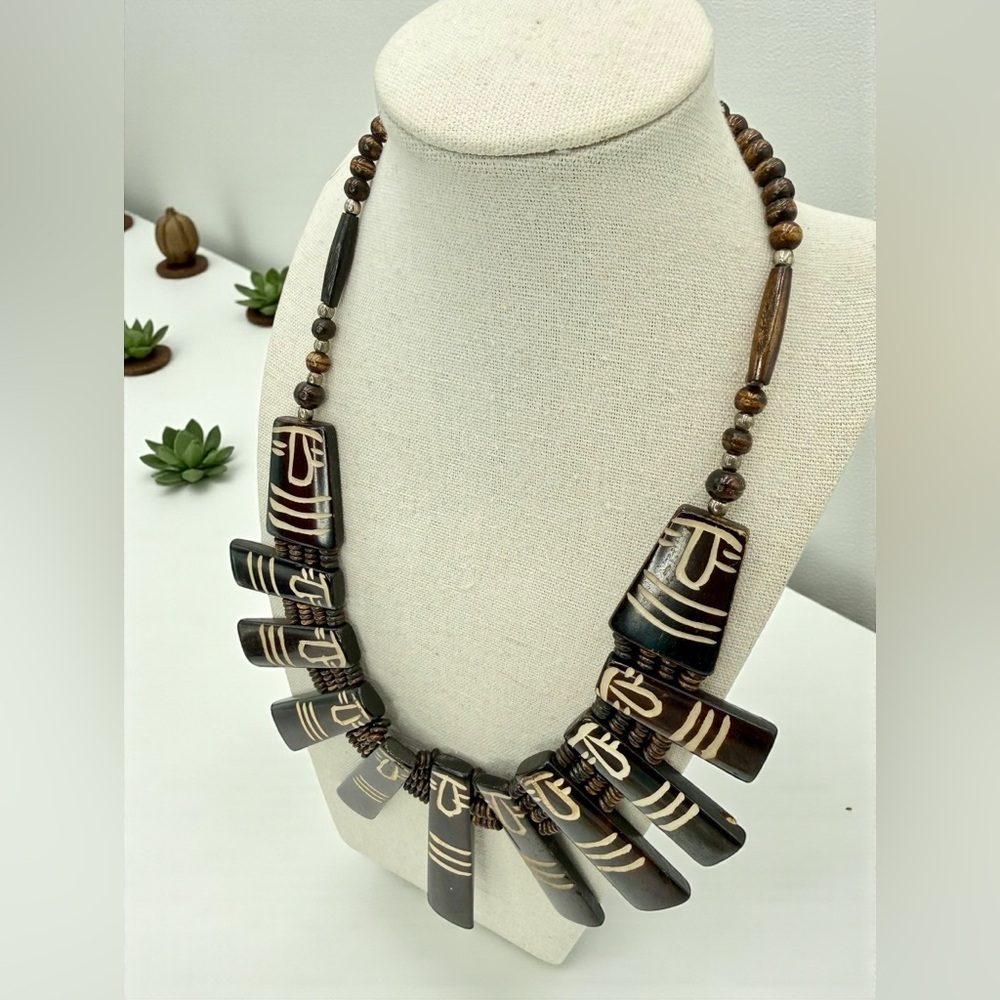 Vintage Carved Bone Statement Bib Collar Necklace Tribal 118g - Picture 6 of 17